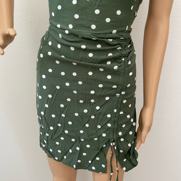 Green pokadot dress - Picture 3 of 5